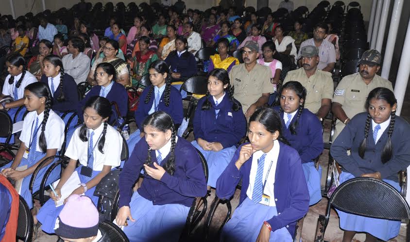 ಮಕ್ಕಳನ್ನು  ಶಿಕ್ಷಣ ವಂಚಿತರನ್ನಾಗಿ ಮಾಡಬೇಡಿ: ನ್ಯಾ. ಆರ್‌ಕೆಜಿಎಂಎಂ ಮಹಾ ಸ್ವಾಮೀಜಿ